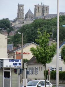 Laon old and new