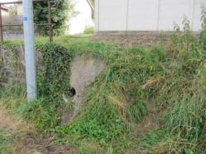 A handy drain hole to slow down the slide