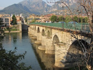 Over the bridge to Lecco